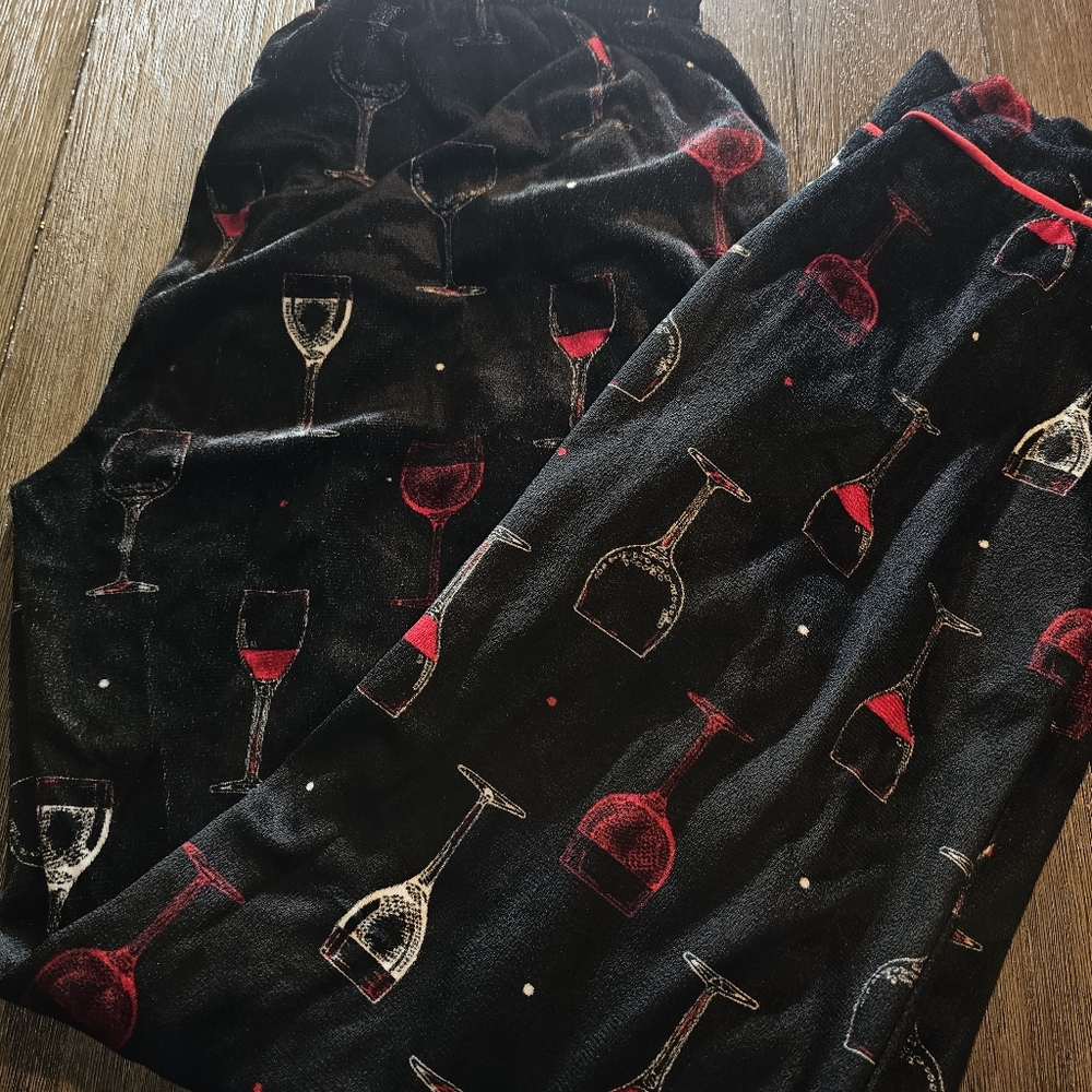 Bottoms Out Sz. Large Black/red "Wine" Pajama Pants